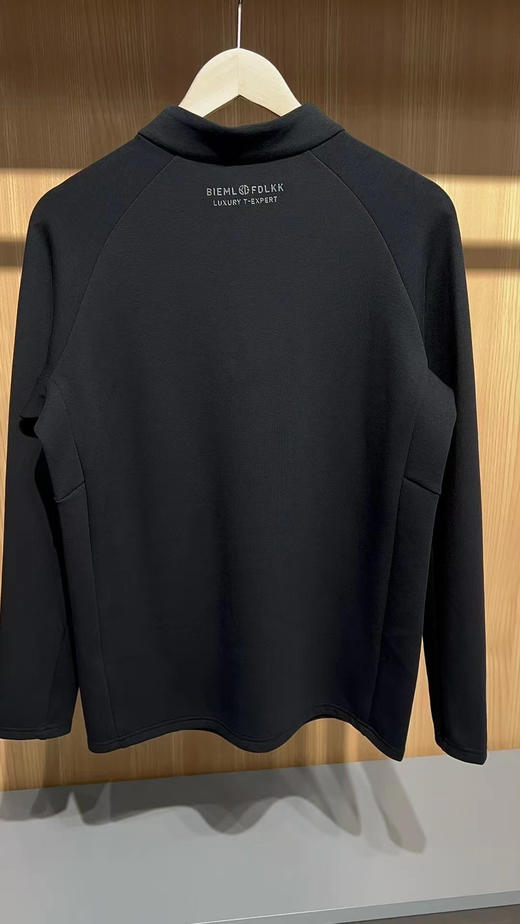 正品比音勒芬，最强半拉链，王牌到货

功能性纱线面料，混纺弹力纤维，裸身穿更舒适！！！

轻运动，立体裁剪，挺括修身，真有型！

纯正品，内外双重针织，舒适由内而外，M-3XL 商品图1