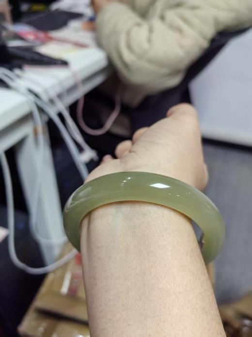 和田玉手镯-湖水绿 商品图0