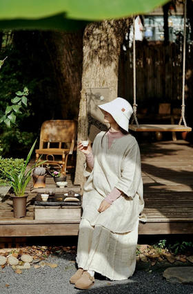 闪照第32期 树影下生长