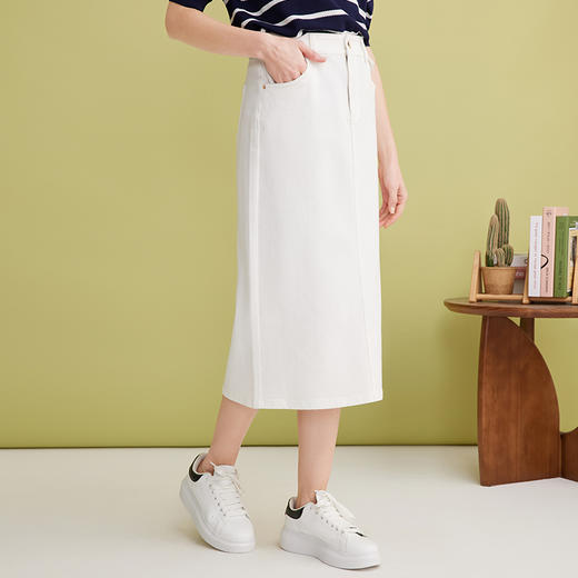 EITIE爱特爱简约白色显瘦高腰开叉a字过膝牛仔半身裙春季新款A2506515 商品图1