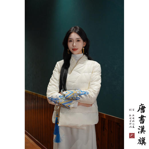 【踏雪】新中式刺绣羽绒服国风外套白鸭绒偏襟复古文艺民族风保暖外套 商品图1