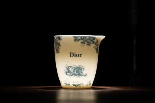 重磅来袭，高端茶具套装，原单Dior动物系列，送礼佳品，杯身晶莹剔透温柔如玉，非常有收藏价值的一套茶具，生活真的得充满仪式感。 商品图6