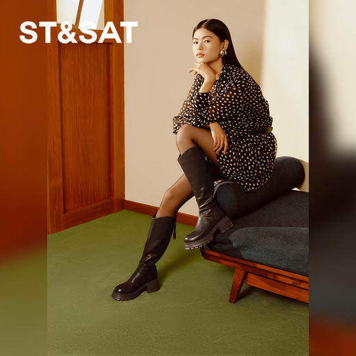 星期六英伦风V口厚底加绒骑士靴SS341191M5 商品图3