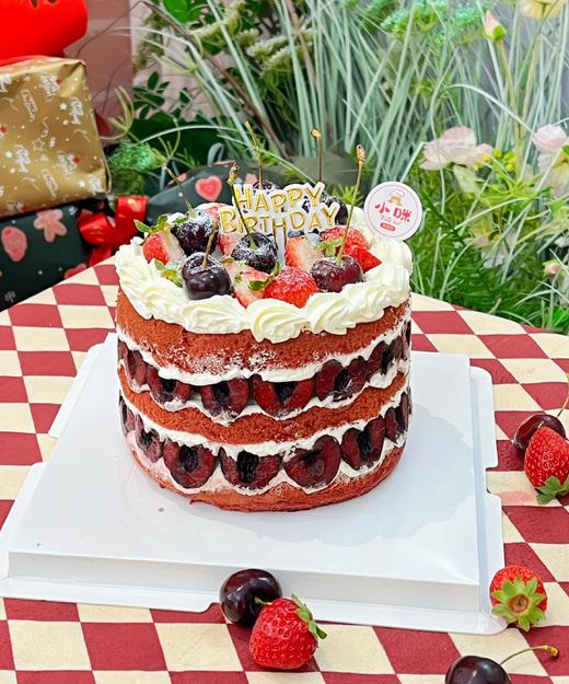 红丝绒车厘子蛋糕（红丝绒蛋糕胚，一层新鲜芒果加布丁夹心，一层巧克力脆脆夹心，拼团成功可下单自提时间） 商品图0