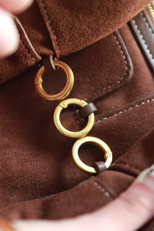 复古质感+时髦随性。头层牛皮棕色调首尔风氛围感腋下包包C011468 商品图2