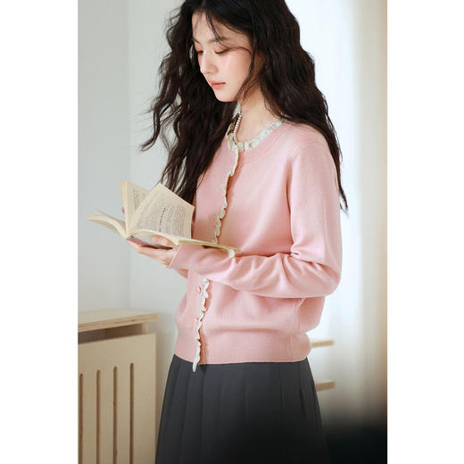 【严选】诗凡黎拼接花边蕾丝领针织衫25春新品复古千金风内搭洋气开衫上衣7G2231131 商品图0