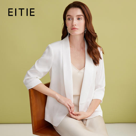 EITIE爱特爱青果领缎面白色高级感收腰短款西装外套春季新款A2503513 商品图0