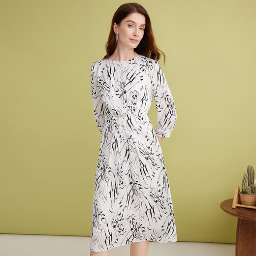 EITIE爱特爱正式感大女主中式水墨印花圆领a字连衣裙2025春季新款A2507515 商品图3