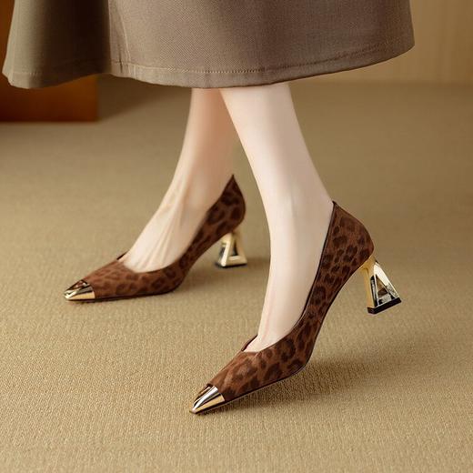 【预售5天】春新款豹纹羊皮金属方头显瘦高跟鞋一脚蹬气质辣妈单鞋女DB&M6158 商品图0