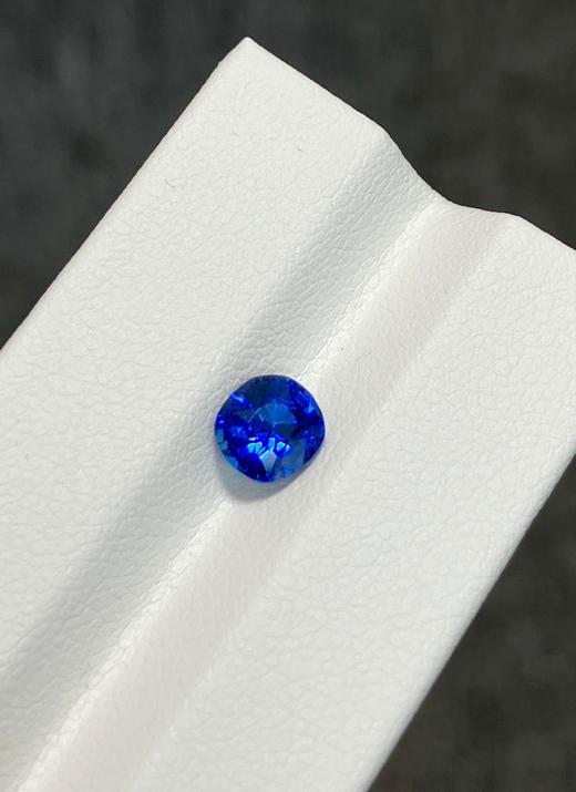 1.08ct刻面蓝宝石裸石 商品图1