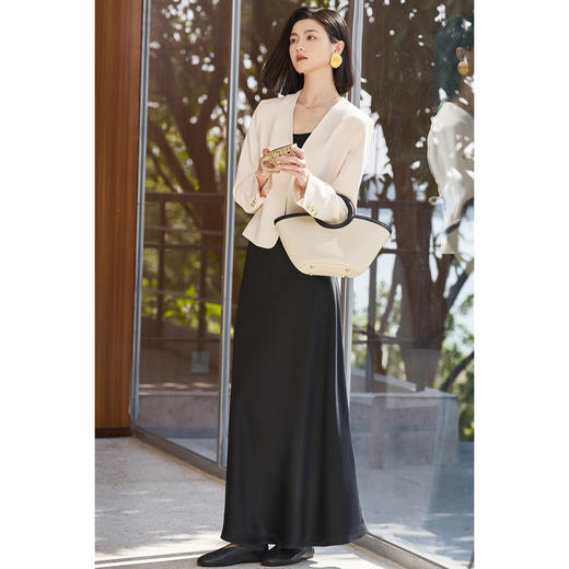 爆款醋酸小西服 米思阳2026春季新款经典百搭气质高级感短外套5266 商品图3