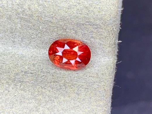 1.03ct刻面帕帕拉恰蓝宝石裸石 商品图1