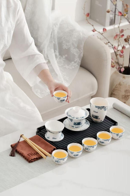 重磅来袭，高端茶具套装，原单Dior动物系列，送礼佳品，杯身晶莹剔透温柔如玉，非常有收藏价值的一套茶具，生活真的得充满仪式感。 商品图14