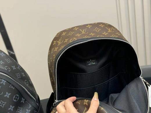 D011554出差旅行b备休闲商务都可驾驭高颜值双肩包 商品图11