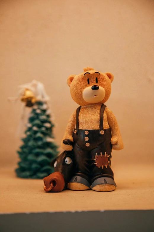 C011508以其独特的“变态”设计而著称更具个性和时尚感六个一组摆件熊 商品图4