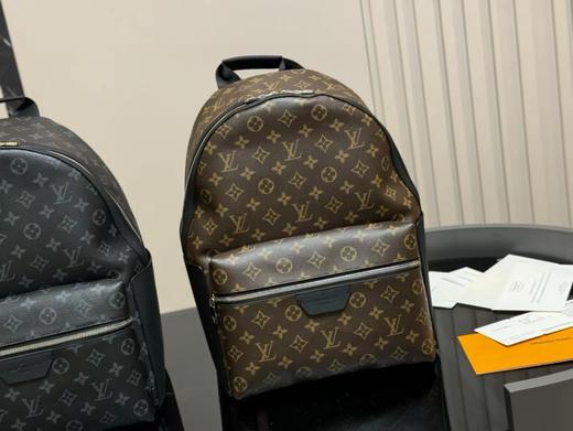 D011554出差旅行b备休闲商务都可驾驭高颜值双肩包 商品图3