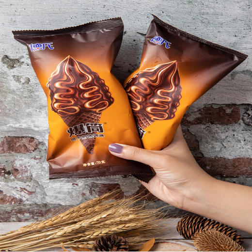 【10元4支】德氏爆筒纯牛奶雪糕65g（0800672） 商品图0