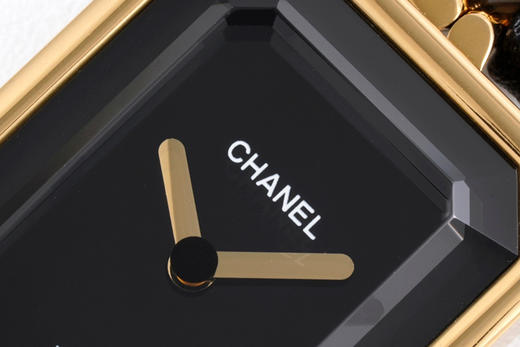 『原单货』BV Factory 香奈儿Chanel Premiere系列腕表
1987年灵感源自巴黎芳登广场的轮廓
中古方糖
1⃣️表径：26.1X20毫米，搭配正品一致的定制版一体机芯，正品原版开模 商品图2