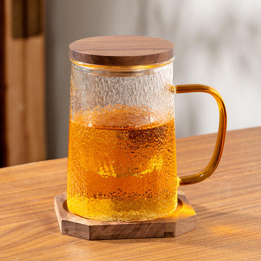 雅集组合锤纹筑茗杯550ml琥珀把木盖套装（带胡桃木杯垫）
 商品图0