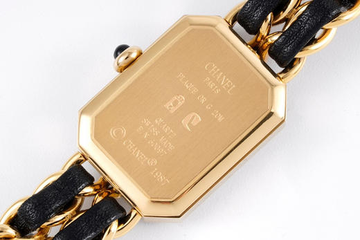 『原单货』BV Factory 香奈儿Chanel Premiere系列腕表
1987年灵感源自巴黎芳登广场的轮廓
中古方糖
1⃣️表径：26.1X20毫米，搭配正品一致的定制版一体机芯，正品原版开模 商品图6