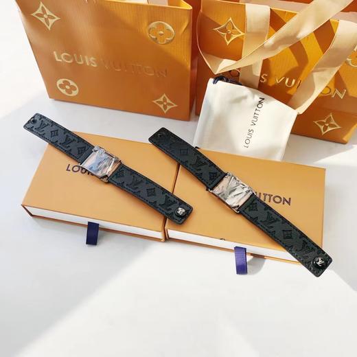 C011528压花浮雕真皮男神手环黑色老花男士手链 商品图0