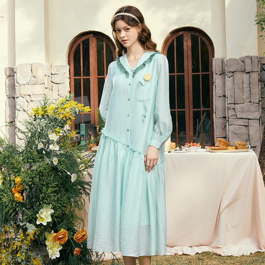 两三事 与春有约 2025春季新款小清新立体花朵蕾丝拼接翻领连衣裙 商品图1