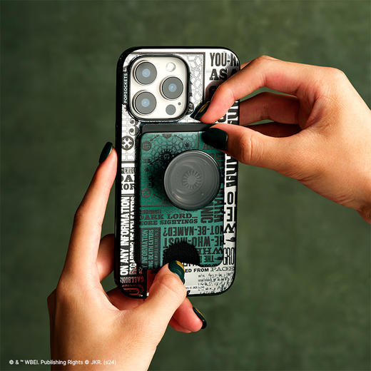 【哈利波特黑魔法】预言家日报·MagSafe卡包 WALLET卡包 Wallet of Magsafe磁吸卡包系列 黑色 字母 暗黑 商品图3