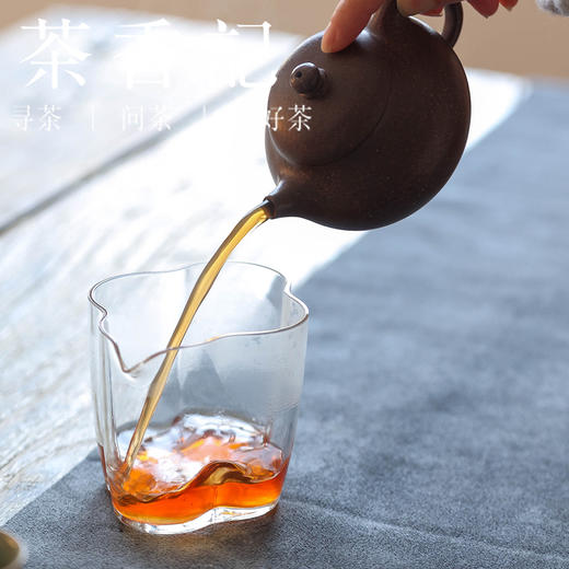 茶香记 班章玫瑰古树熟普022饼普洱茶班章茶区刚柔并济甜醇厚重花香木质香 商品图5