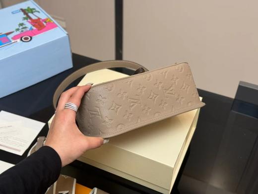 D011551复古气质双肩带百搭单肩斜挎法棍包 商品图12