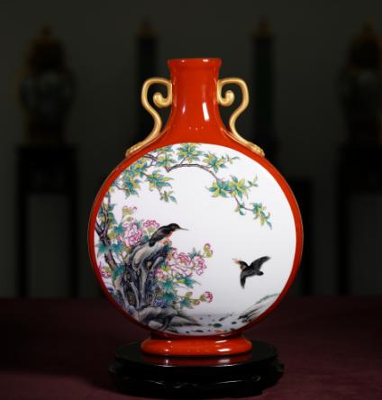 珊瑚红开光花年双耳扁瓶 商品图0