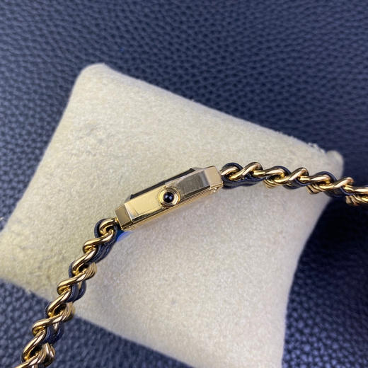 『原单货』BV Factory 香奈儿Chanel Premiere系列腕表
1987年灵感源自巴黎芳登广场的轮廓
中古方糖
1⃣️表径：26.1X20毫米，搭配正品一致的定制版一体机芯，正品原版开模 商品图14