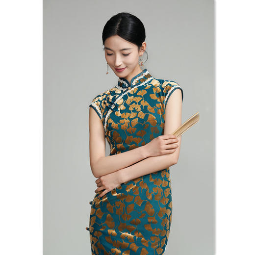 GX丝绒长款无袖新中式旗袍2025春夏新款时尚国风年轻女士旗袍连衣裙 商品图3