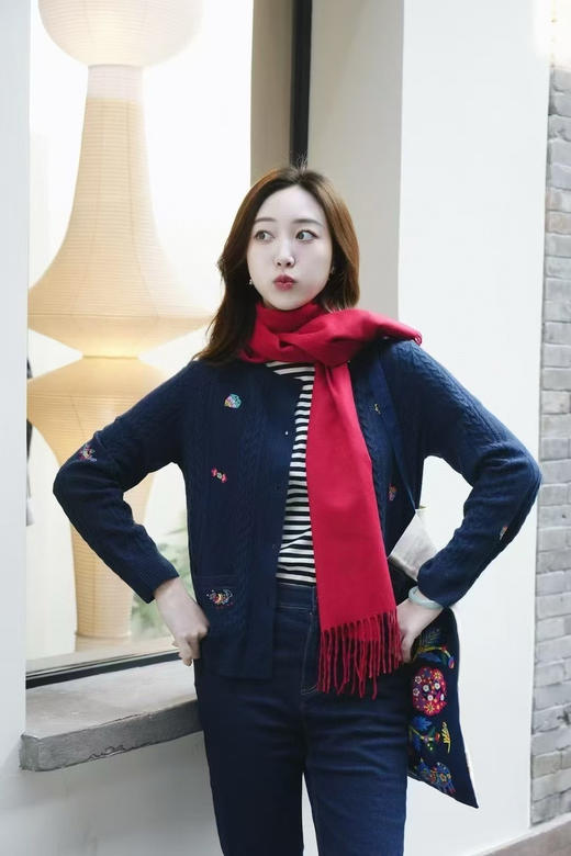 114-3小禾 纯色 水波纹山羊绒 长款流苏围巾 180*30cm 商品图0