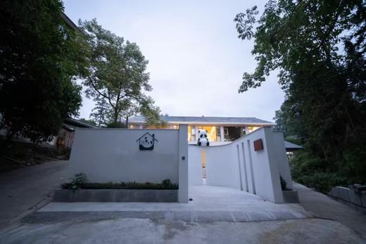 【雅安-111号院】5房温泉小院，临溪。KTV、温泉、避暑玩水，碧峰峡植物园景区内近距离感受熊猫生活的乐园，环境优美，负氧离子满满，XMRJ 商品图3