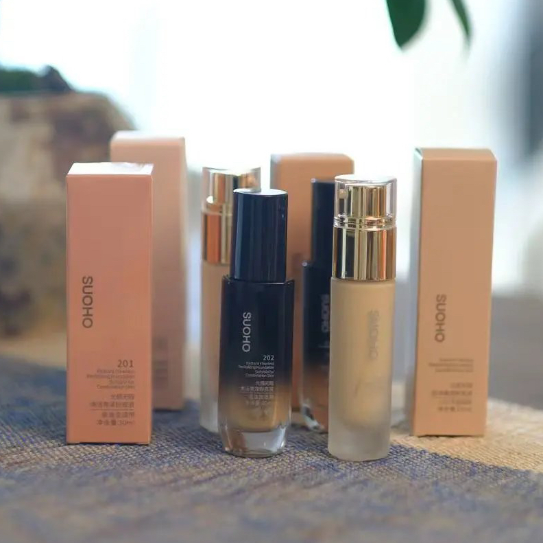 唐教授打磨三年才迎来的一次升级！Topc光感无瑕润泽裸感粉底液 30ml 滋润不假白 很服帖 够持久