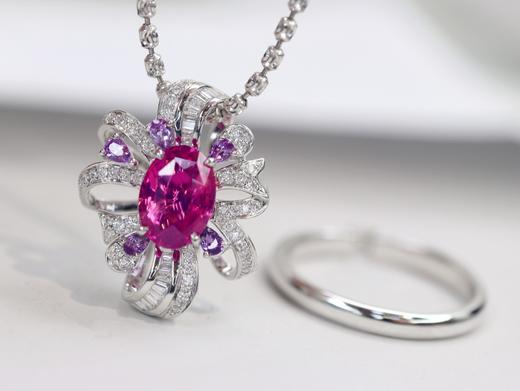 1.7ct刻面紫蓝宝戒指 商品图2