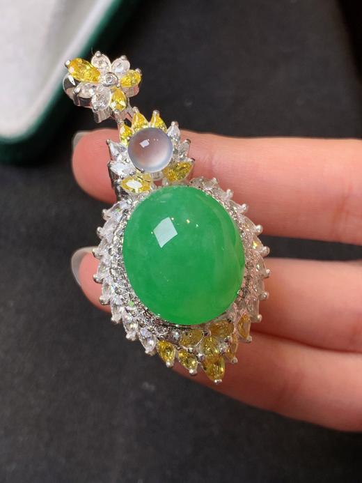 蛋面翡翠吊坠 商品图0