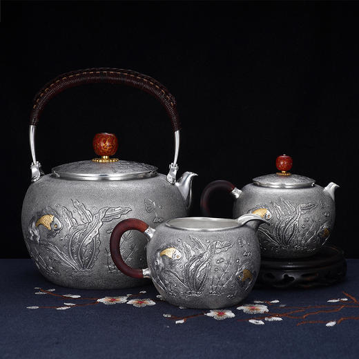 子佩集S990银【海阔鱼跃】纯银套装【HY008】【HY010】【HY009】提梁壶小茶壶公道杯摆件套装原创作品2501 商品图0