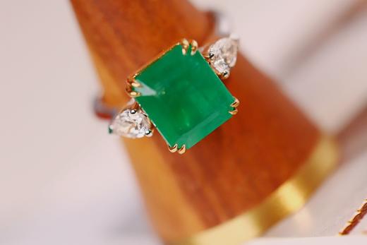 5.21ct刻面祖母绿戒指 商品图2