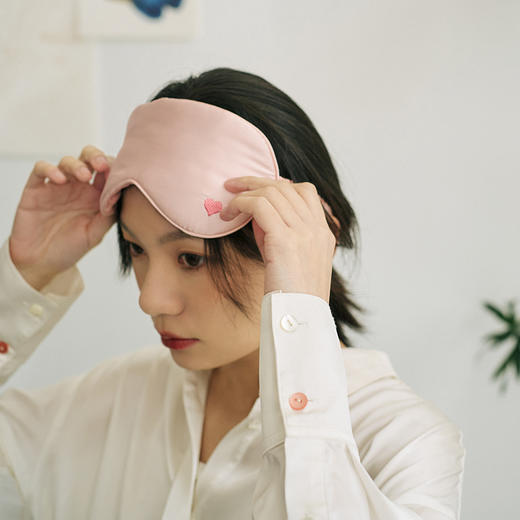 【云优选】双成记真丝刺绣遮光眼罩合集舒适透气睡眠桑蚕丝高端礼盒装送女友 商品图2