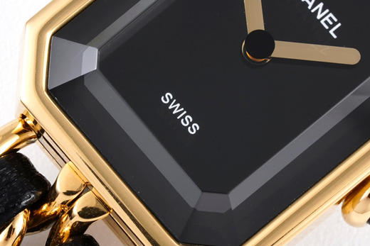 『原单货』BV Factory 香奈儿Chanel Premiere系列腕表
1987年灵感源自巴黎芳登广场的轮廓
中古方糖
1⃣️表径：26.1X20毫米，搭配正品一致的定制版一体机芯，正品原版开模 商品图3