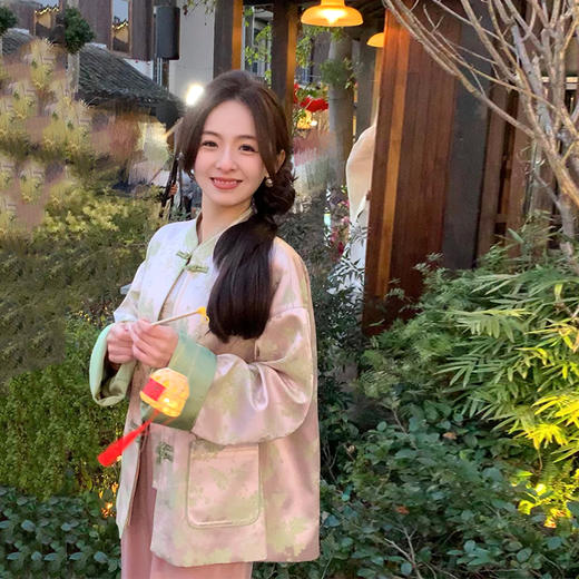 金蘑菇菇 桃花春水 只此青绿/新中式 醋酸锦缎刺绣外套 商品图4