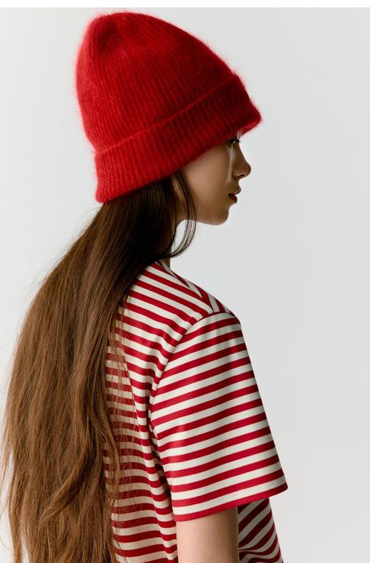 中国新年红白条胶囊系列 红白条水柔棉针织布短袖T恤 布面柔软 | 光泽度好 | 舒适亲肤 精致圆领 合身版型遮肉显瘦 商品图1