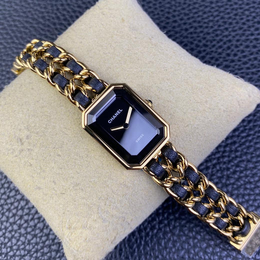『原单货』BV Factory 香奈儿Chanel Premiere系列腕表
1987年灵感源自巴黎芳登广场的轮廓
中古方糖
1⃣️表径：26.1X20毫米，搭配正品一致的定制版一体机芯，正品原版开模 商品图10