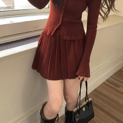 西遇红色百褶裙女新款A字高腰松紧腰太阳褶短款半身裙D3542427 商品图3