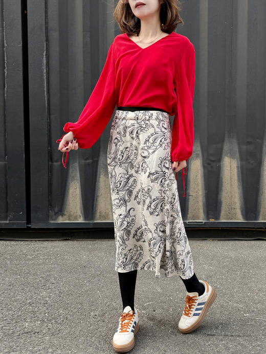 TYNVIE 分层腰部A字型中长裙-白色印花 商品图8