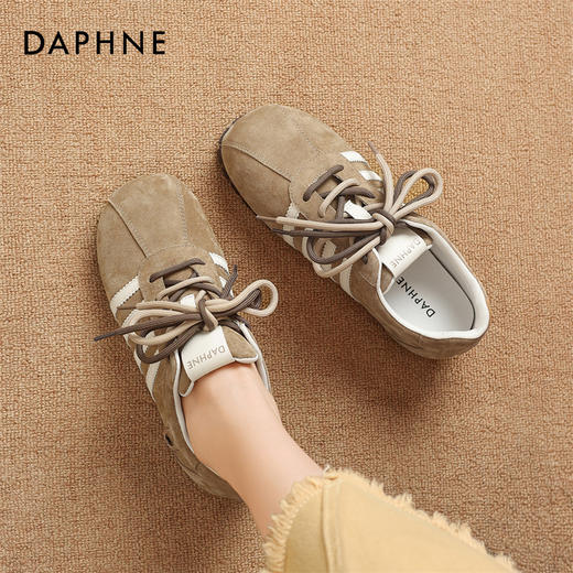DAPHNE达芙妮经典斜杠德训鞋 | 经典的斜杠设计、双色鞋带交错的设计 商品图2