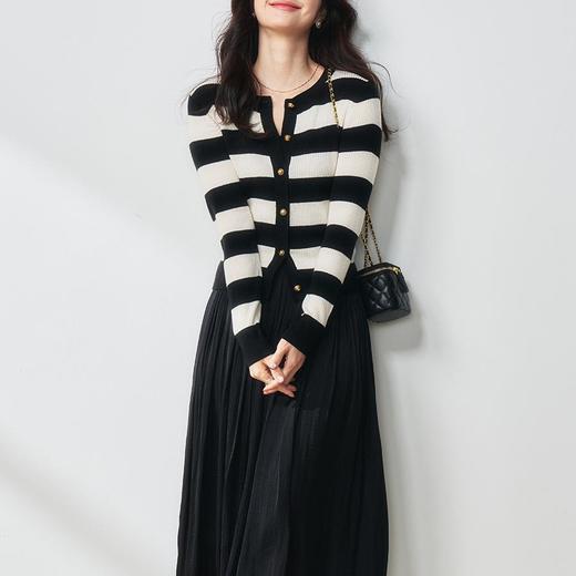 【高货sh】全新升级【铂金会员266/天猫359/差价93】(12000) 洛诗琳黑白条纹圆领针织开衫2025早春显瘦毛衣修身外套女 商品图4