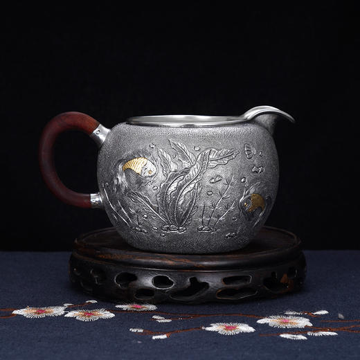 子佩集S990银【海阔鱼跃】纯银套装【HY008】【HY010】【HY009】提梁壶小茶壶公道杯摆件套装原创作品2501 商品图10