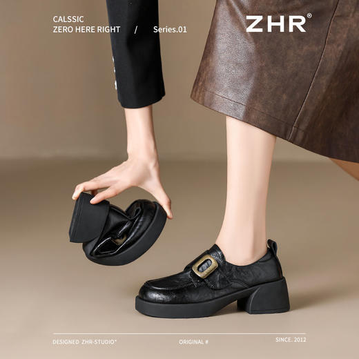 ZHR厚底乐福鞋女2025秋冬新款复古单鞋时尚英伦黑色小皮鞋一脚蹬 商品图1